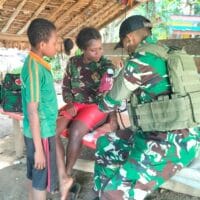 Satgas Yonif 312/KH Peduli Kesehatan, Warga Yanggandur Antusias Satgas Yonif 312/KH Peduli Kesehatan, Warga Yanggandur Antusias