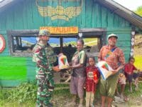 Satgas Yonif 715/Mtl Gelar Komsos Guna Mendengar Keluhan Masyarakat Binaan Satgas Yonif 715/Mtl Gelar Komsos Guna Mendengar Keluhan Masyarakat Binaan