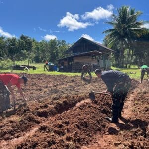 Dari Lahan Kosong Menjadi Harapan, TNI Dorong Kemandirian Pangan Dari Lahan Kosong Menjadi Harapan, TNI Dorong Kemandirian Pangan