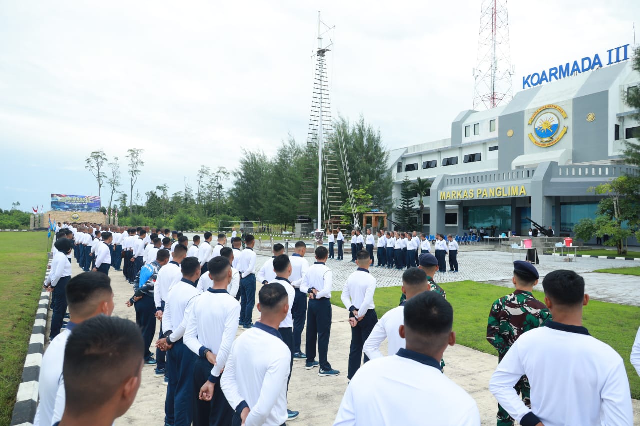 Jaga Semangat Usai Libur Lebaran, Prajurit Koarmada III Gelar Olahraga Bersama