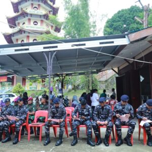Wujudkan Toleransi dan Kepedulian Sosial, Prajurit Koarmada III Antusias Ikut Donor Darah di Vihara Buddha Jayanti