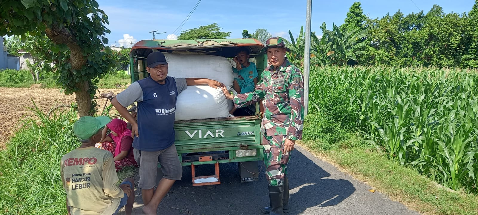 Kodim Probolinggo Laksanakan Program Serapan Gabah Petani di Wonoasih