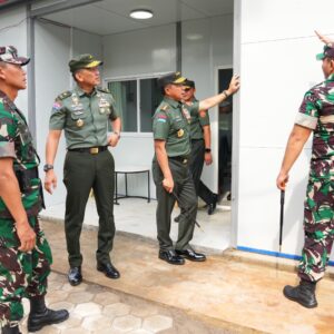 Panglima TNI Tinjau Pembangunan Fasilitas Prajurit di Brigif 17/Kostrad: Wujud Nyata Peningkatan Kesejahteraan Prajurit
