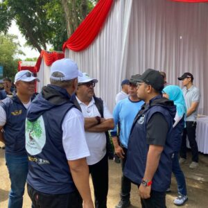 Kopaska, Pemprov DKI, dan Alumni Boedoet Satukan Langkah Lestarikan Lingkungan Tanam Mangrove di Hari Bumi
