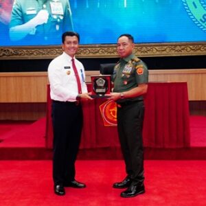 Panglima TNI Tanamkan Nilai Kepemimpinan dan Nasionalisme kepada Siswa SMA Taruna Nusantara