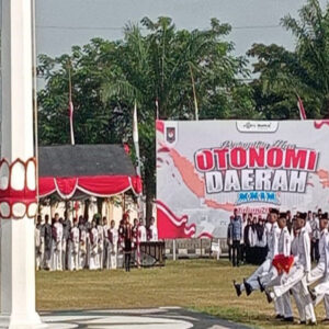 Dandim 0808 Bersama Forkopimda Kabupaten Blitar Hadiri Upacara Hardiknas 2025 Dandim 0808 Bersama Forkopimda Kabupaten Blitar Hadiri Upacara Hardiknas 2025
