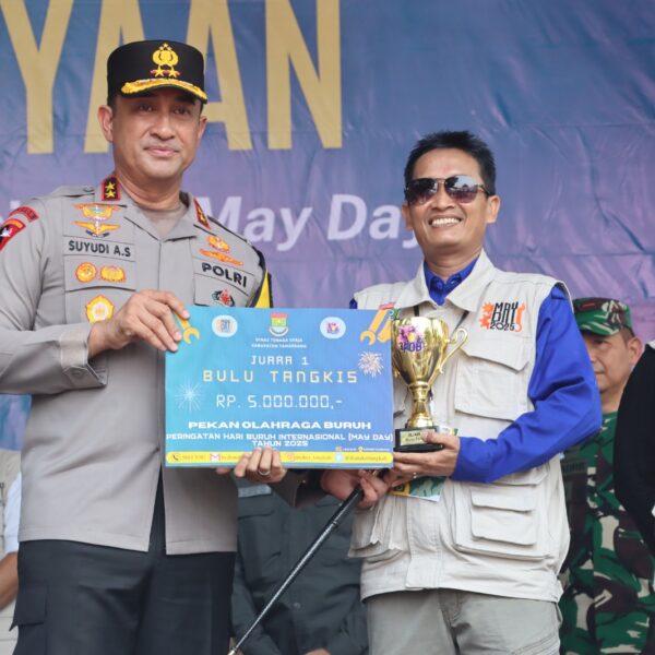 Kapolresta Tangerang Dampingi Kapolda Banten, Gubernur Banten Hadiri Perayaan Puncak May Day 2025 di Kabupaten Tangerang