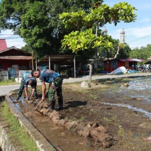 HUT ke-7 Pasmar 3, Yonmarhanlan XIV Prajurit Petarung Marinir Gelar Karya Bakti di TMP Trijaya Sakti Sorong
