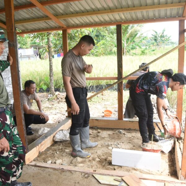 Solidaritas TNI-Polri Wujudkan Rehabilitasi Langgar Impian Warga Pandanu