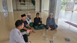 Bhabinkamtibmas Kelurahan Sukamulya Sambangi Tokoh Masyarakat, Jalin Komunikasi dan Sampaikan Pesan Kamtibmas