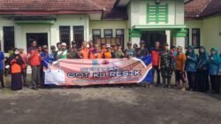 Koramil Jajaran Kodim 0820/Probolinggo Gelar Kerja Bakti dan Donor Darah Bersama Warga