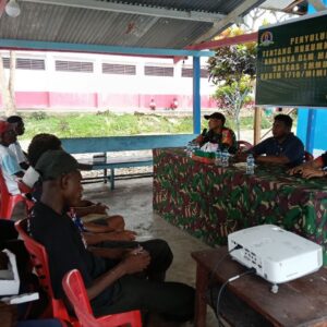 Satgas TMMD Gelar Penyuluhan Hukum: Bahas KDRT dan Peranan Hukum di Masyarakat Satgas TMMD Gelar Penyuluhan Hukum: Bahas KDRT dan Peranan Hukum di Masyarakat