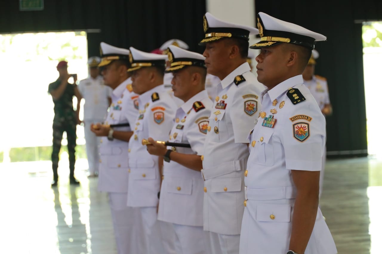 Estafet Kepemimpinan di Koarmada III: Sertijab Danguspurla, Dankolat, dan Pengukuhan Kadissenlek