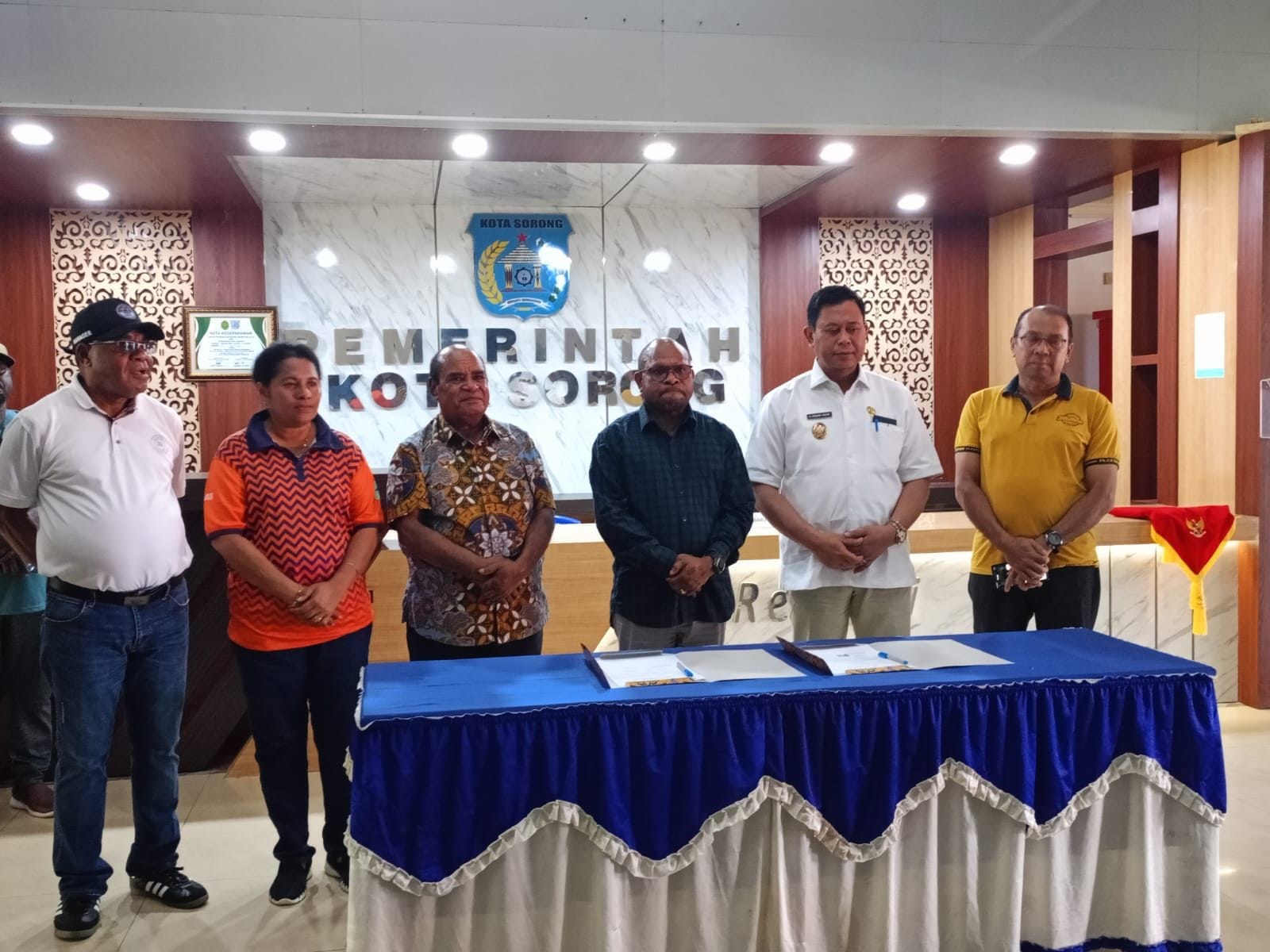 Lambert Jitmau Kembalikan Mobil Dinas, Wali Kota Sorong Beri Apresiasi