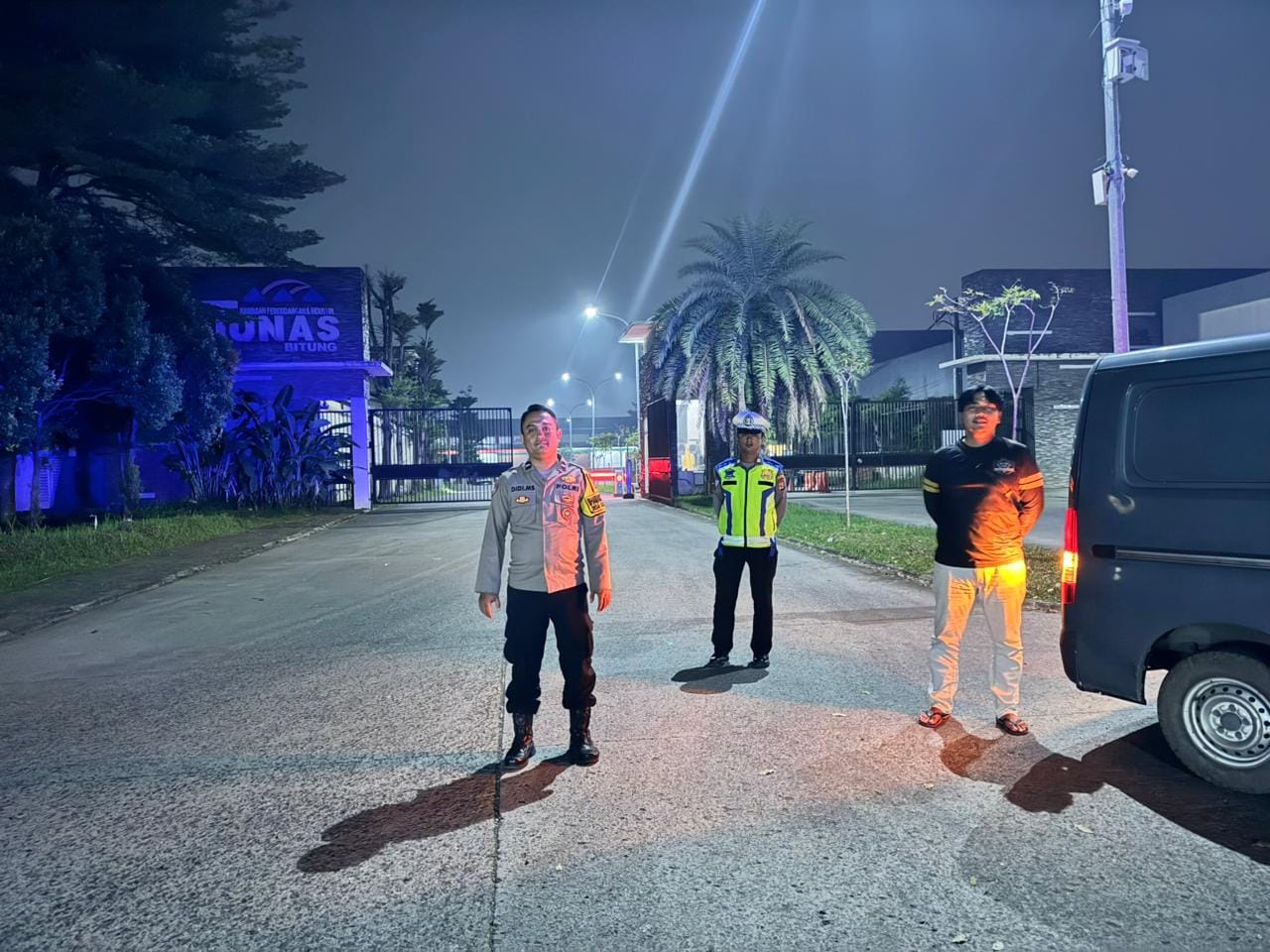Kanit Binmas Polsek Cikupa Pimpin Patroli Ops Cipkon Cegah Gangguan Kamtibmas