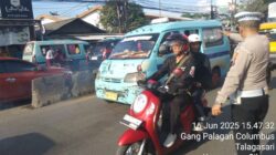 Kanit Lantas Pimpin Protap Gatur Lalin Sore di Depan PT. Cingluh
