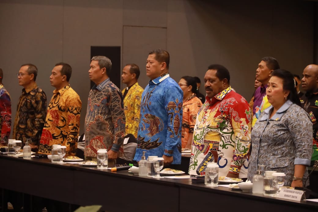 Danlantamal XIV Mengikuti Rapat Kerja Komisi XIII DPR RI di PBD Bahas HAM, Imigrasi, dan Pemasyarakatan di Kawasan Timur