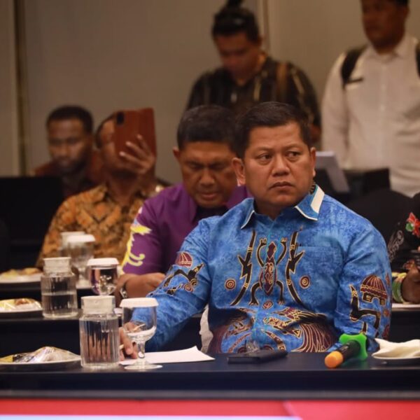 Pangkoarmada III Hadiri Rapat Kerja Komisi XIII DPR RI di PBD Bahas HAM, Imigrasi dan Pemasyarakatan