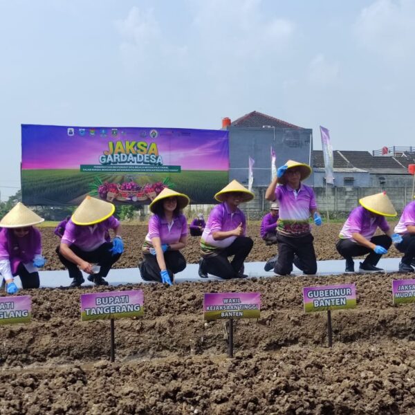 Pemkab Tangerang Teken MOU Pemberdayaan Lahan dan BUMDes, Kapolresta Tangerang Hadiri Acara