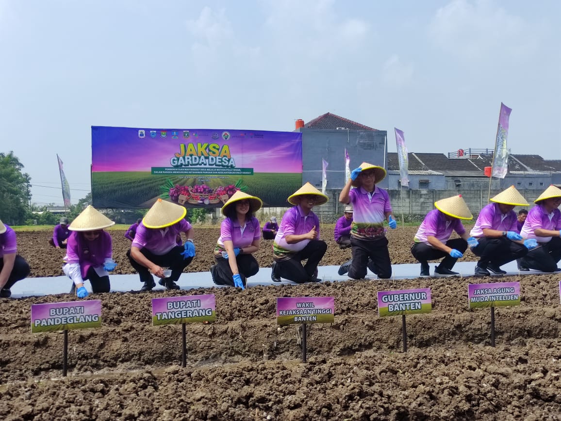 Pemkab Tangerang Teken MOU Pemberdayaan Lahan dan BUMDes, Kapolresta Tangerang Hadiri Acara