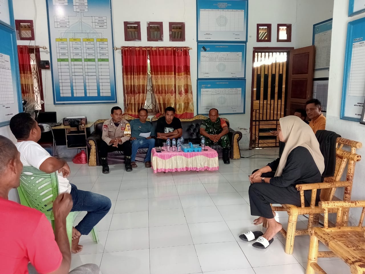 Babinsa dan Bhabinkamtibmas Turun Tangan, Mediasi Warga Bertikai