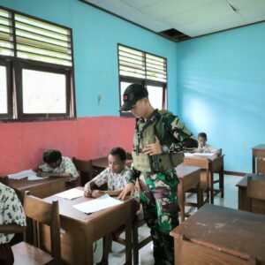 Tangan Teduh di Perbatasan: Membentuk Generasi Emas Tangan Teduh di Perbatasan: Membentuk Generasi Emas