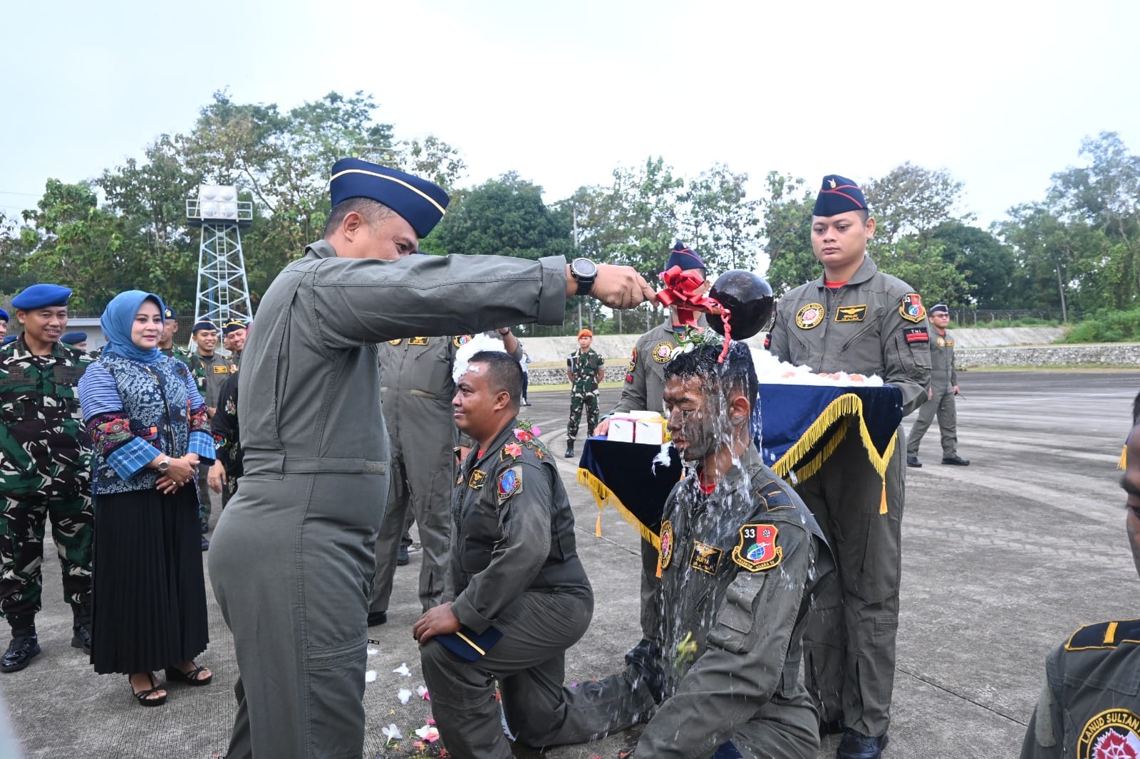 Danlanud Sultan Hasanuddin Pimpin Apel Khusus Peringatan HUT Ke-6 Skadron Udara 33