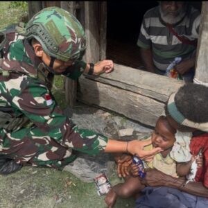 Anjangsana Penuh Kasih, Satgas Yonif 715/Mtl Pererat Keharmonisan di Perbatasan Papua