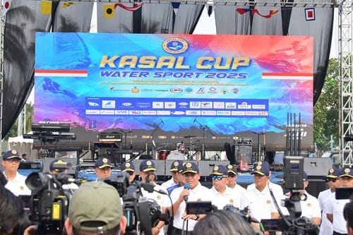 Kepala Bakamla RI Raih Medali Executive Jetski di Ajang Kasal Cup 2025
