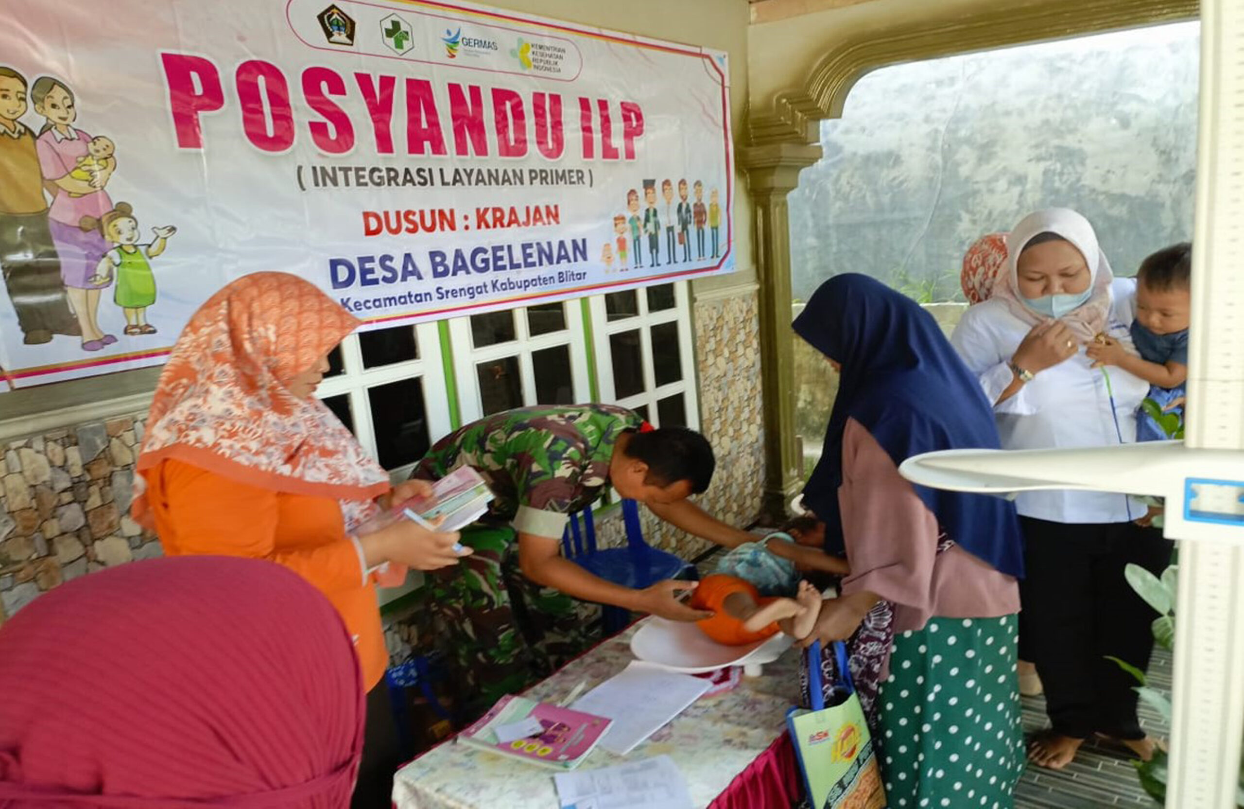 Kolaborasi Babinsa Begelenan, Bidan Dan Kader Posyandu Bergerak Untuk Generasi Sehat Di Wilayah Srengat