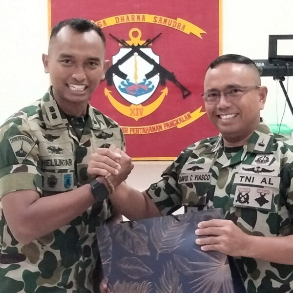 Sertijab Komandan Yonmarhanlan XIV, Brigjen TNI (Mar) Andi Rachmat Tegaskan Profesionalisme Prajurit di Sorong