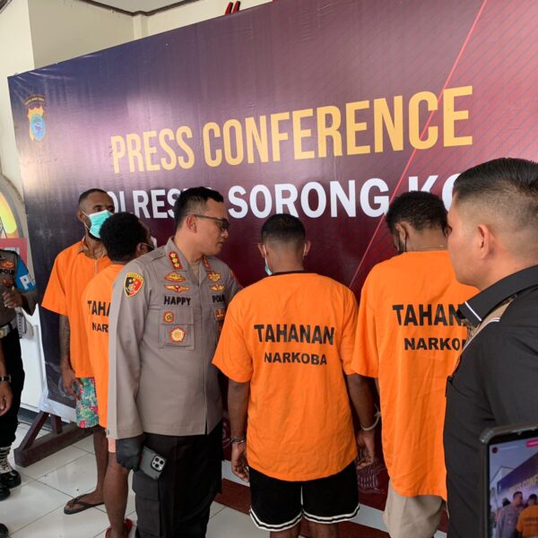 Polresta Sorong Kota Ungkap Jaringan Ganja Senilai Rp200 Juta, 4 Tersangka Diamankan
