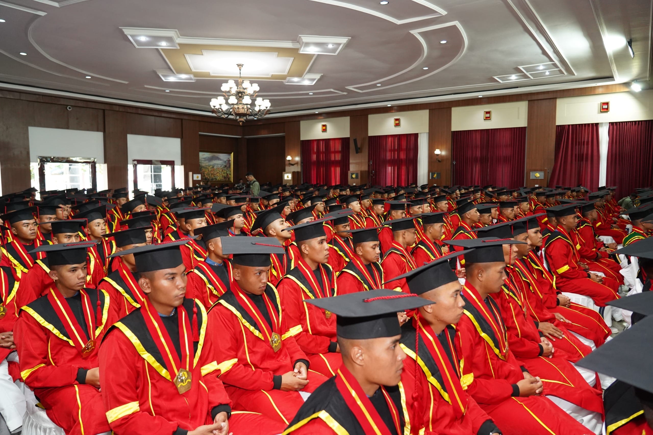 Kasad Wisuda Taruna Akmil Tingkat IV TA 2024/2025 Cetak Lulusan Unggul dan Berprestasi