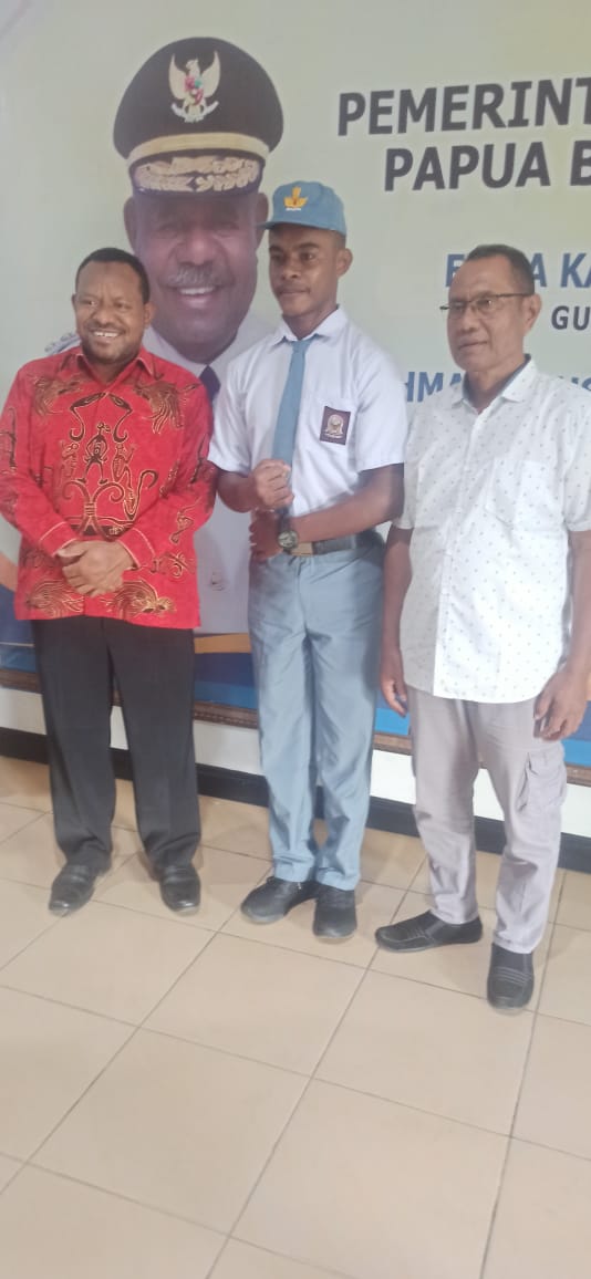 Dua Paskibra Nasional Asal Papua Barat Daya Siap Kibarkan Bendera di Istana Negara