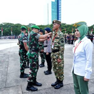 Penutupan SPPI Batch-3 Kolat XIII Makassar : Perkuat Pertahanan Negara dan Wujudkan SDM Unggul Menuju Indonesia Emas 2045 Penutupan SPPI Batch-3 Kolat XIII Makassar : Perkuat Pertahanan Negara dan Wujudkan SDM Unggul Menuju Indonesia Emas 2045