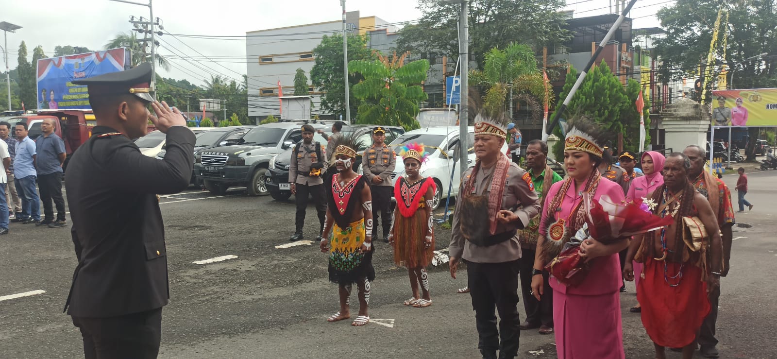 Kapolresta Sorong Kota Resmi Berganti, Kombes Pol Amry Siahaan Gantikan Kombes Pol Happy Perdana