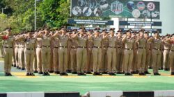 Wagub Akmil Sematkan Brevet dan Lepas Cuti Taruna Kemahiran Menembak dan Tanggung Jawab Tetap Jadi Prioritas