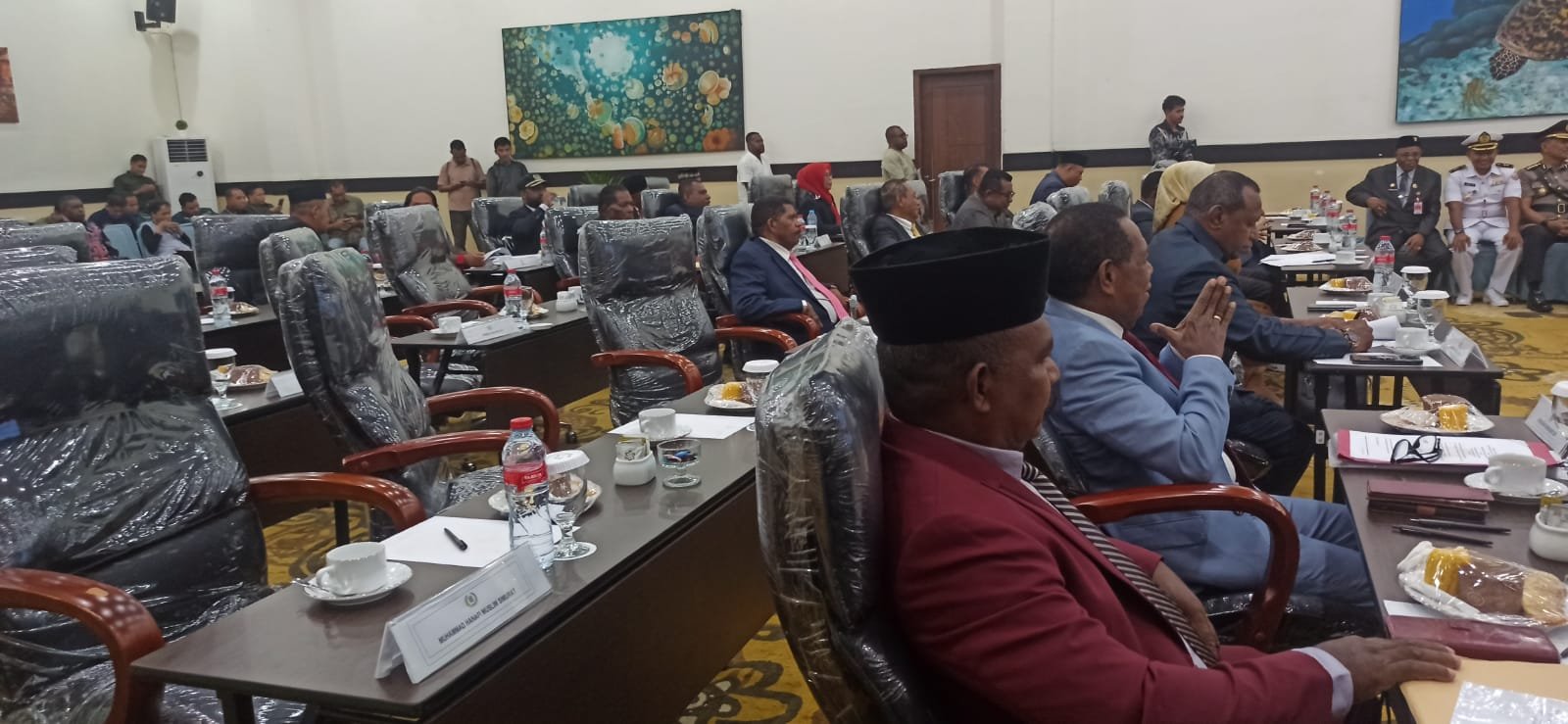 DPR Papua Barat Daya Tetapkan Raperda Pajak dan Retribusi Daerah 2025 DPR Papua Barat Daya Tetapkan Raperda Pajak dan Retribusi Daerah 2025