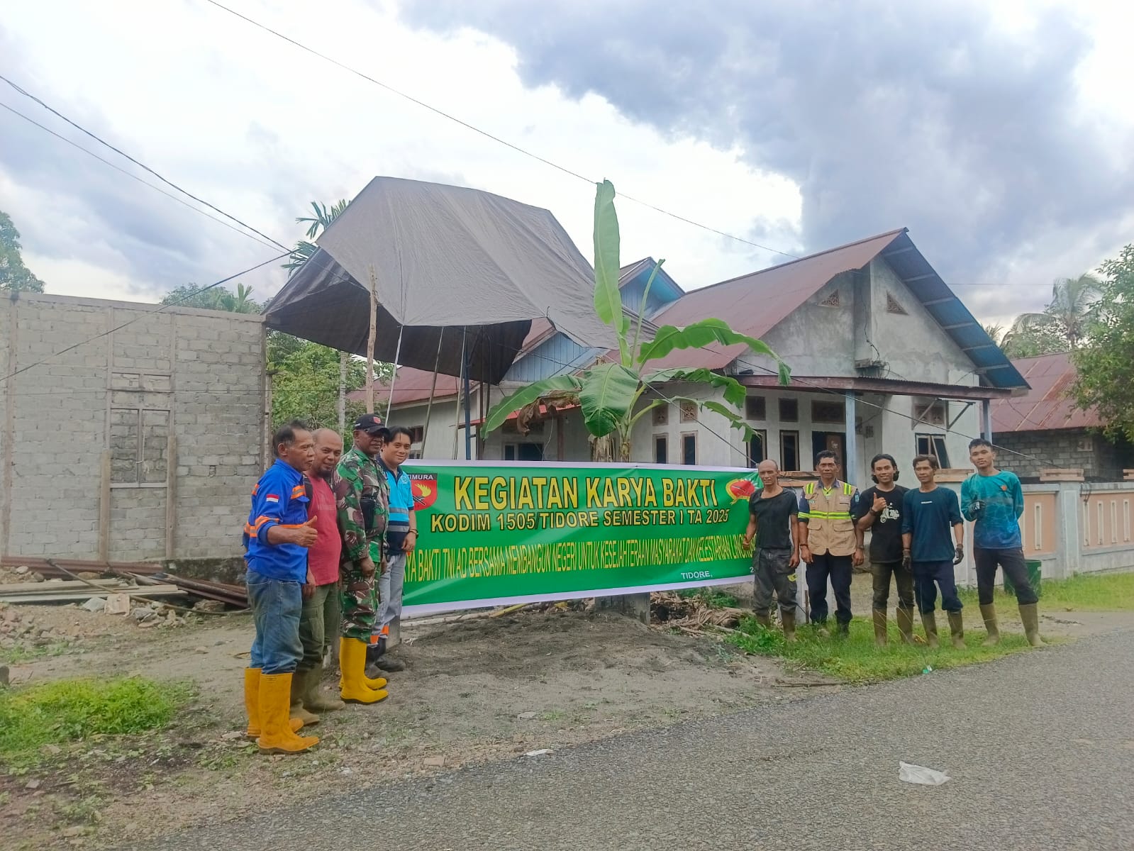 Atasi Kesulitan Air Diwilayah Maba Sangaji, Kodim 1505 Tidore Gelar Program TNI AD Manunggal Air Bersih