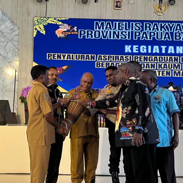 Kapolres Maybrat Beri Dukungan Kamtibmas dalam Dialog Terbuka Aspirasi Masyarakat