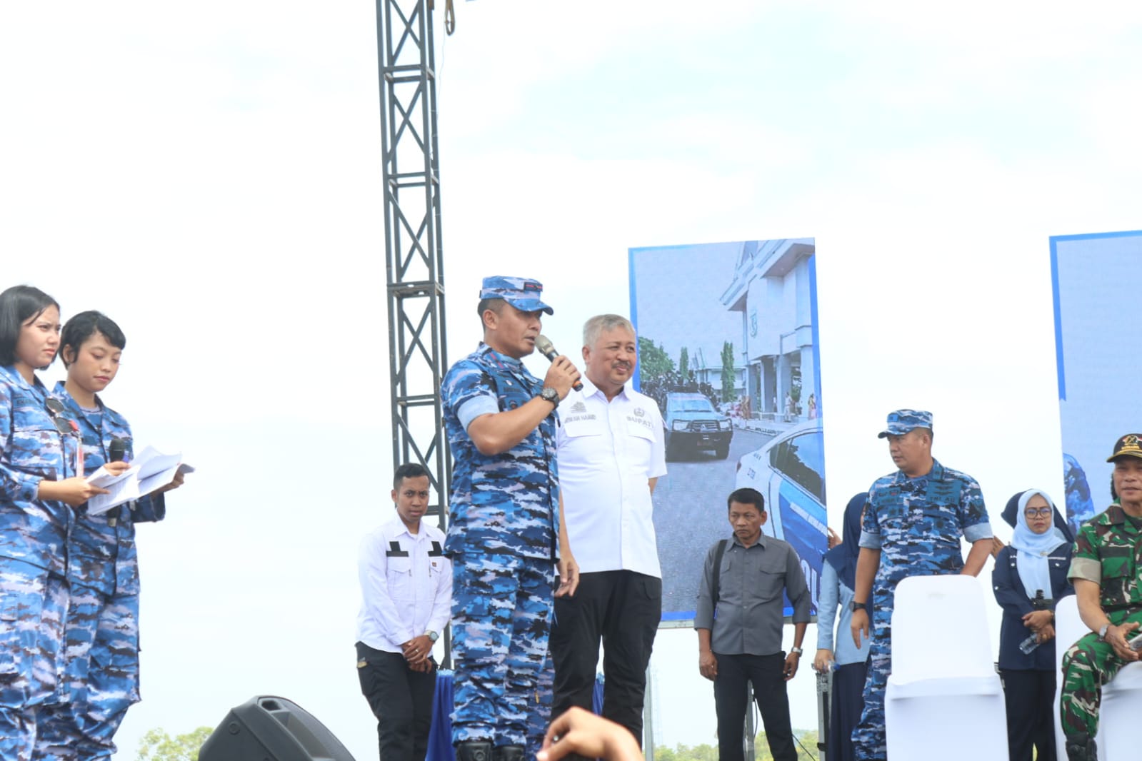 Danlanud Sultan Hasanuddin Bersama Bupati Pinrang Resmi Menutup Festival Dirgatara Bumi Lasinrang 2025