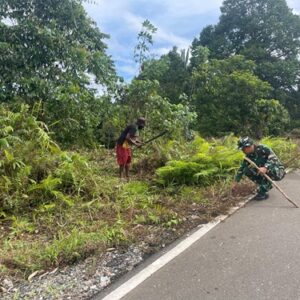 Satgas Pamtas RI-PNG Yonif 126/KC Gelar Karya Bakti Merah Putih Bersama Warga Kampung Ninati Satgas Pamtas RI-PNG Yonif 126/KC Gelar Karya Bakti Merah Putih Bersama Warga Kampung Ninati