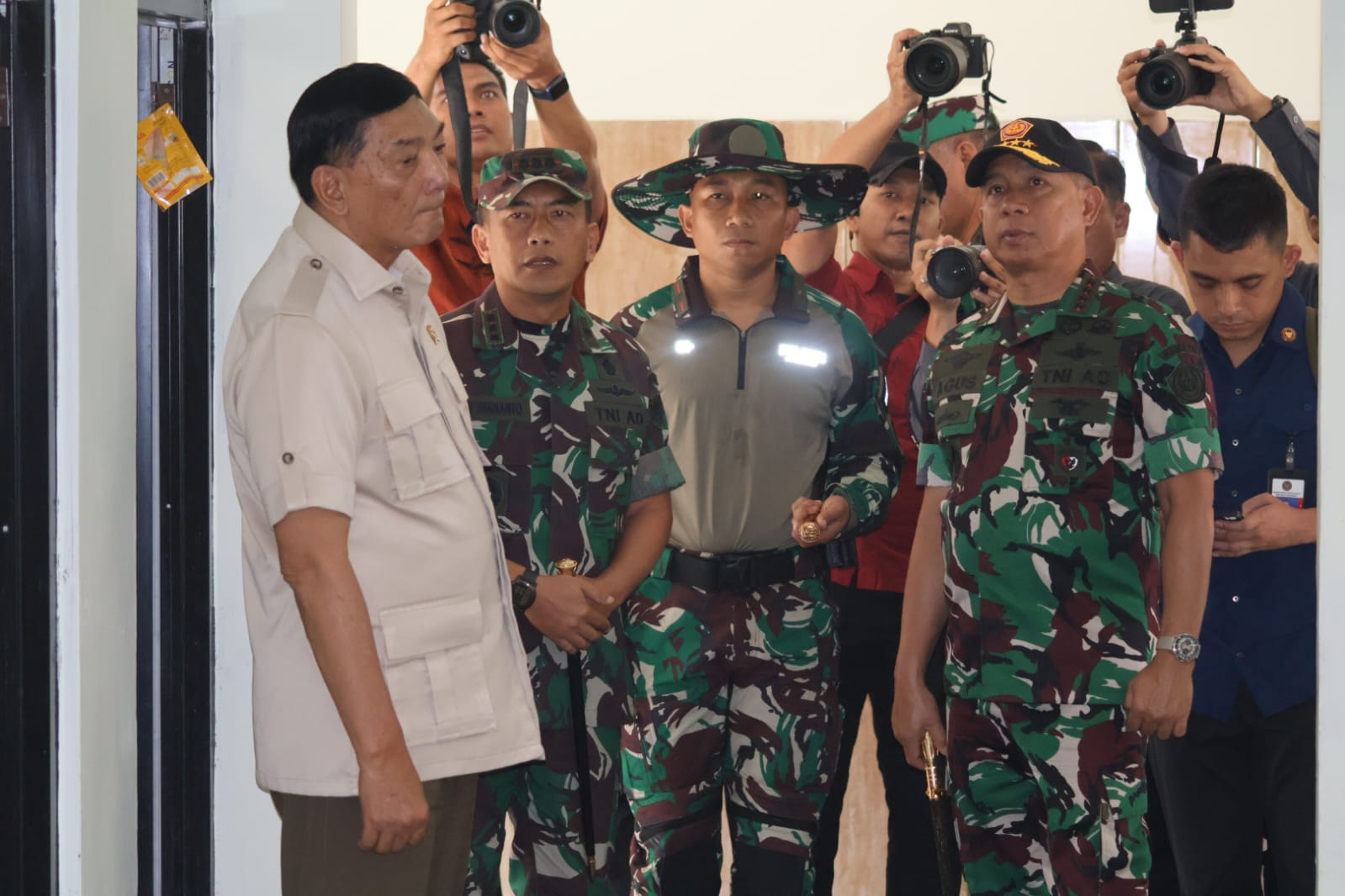 Panglima TNI dan Menhan Tinjau Pusdik Armed dan Bekang, Mantapkan Dukungan Program Pemerintah