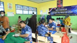 Ratusan Anak Turut Serta Dalam Sunatan Massal Yang Digelar Lanud Sultan Hasanuddin di Tompobulu