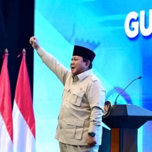 Panglima TNI Dampingi Presiden RI Beri  Pembekalan Kepala Sekolah dan Guru Sekolah Rakyat