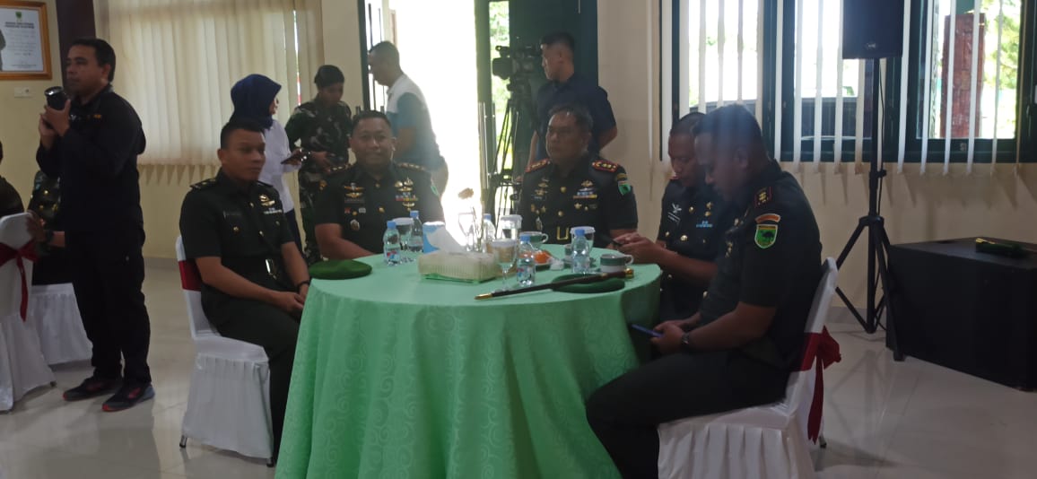 Dandim 1809 Maybrat Hadiri Sertijab Dandim 1802/Sorong