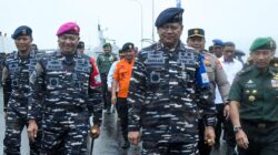 Di Tengah Guyuran Hujan, Pangkoarmada III Pimpin Apel Gelar Latihan SAR Laut TA 2025 di Ambon
