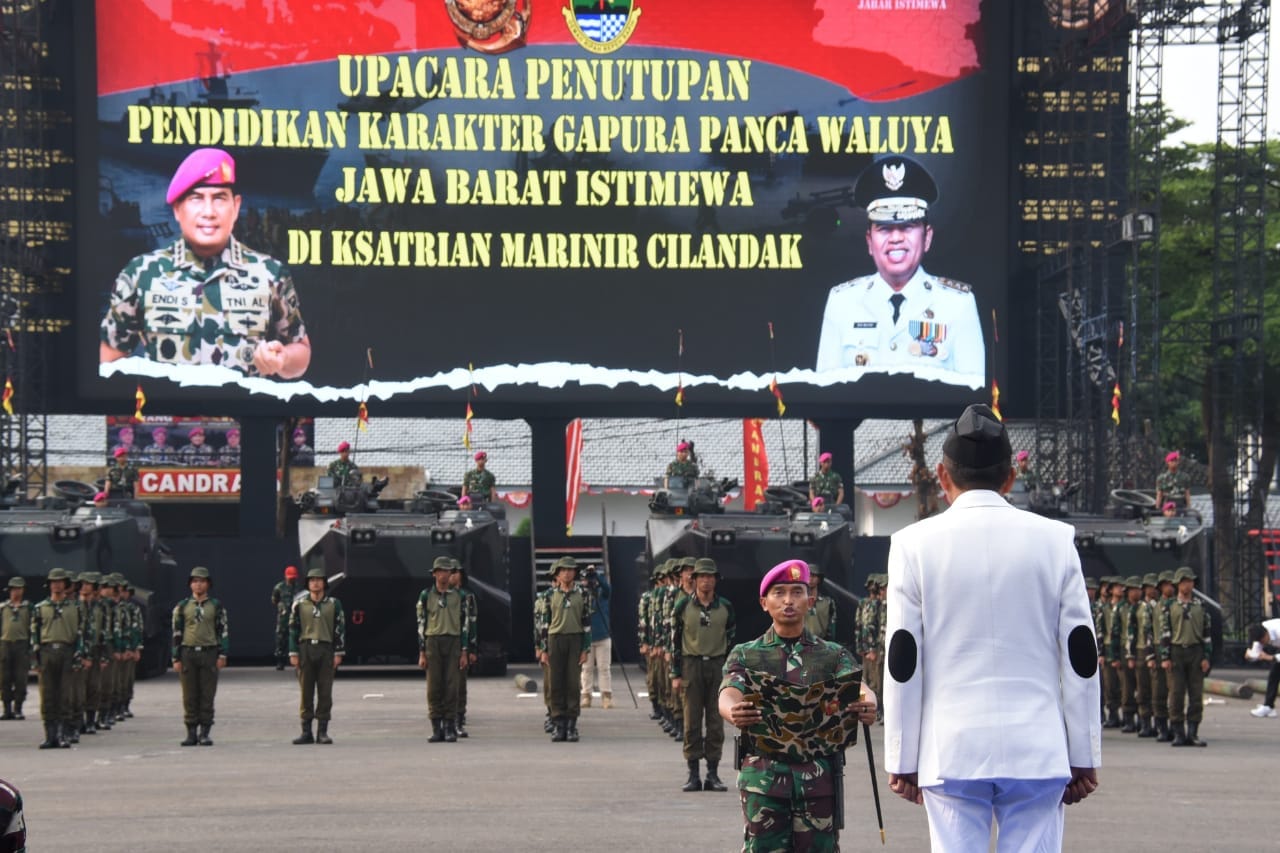 Danyonif 2 Marinir Hadiri Penutupan Pendidikan Karakter: Sinergi TNI dan Pemprov Jabar Cetak Generasi Tangguh