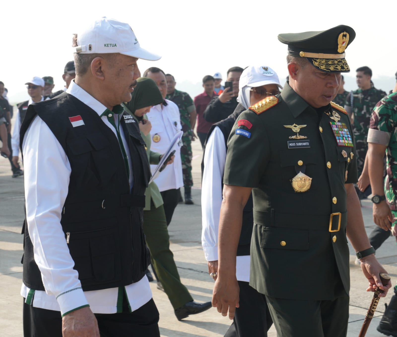 Panglima TNI : Misi Kemanusiaan ke Gaza Bukti Peran Aktif Indonesia Bantu Sesama Bangsa Panglima TNI : Misi Kemanusiaan ke Gaza Bukti Peran Aktif Indonesia Bantu Sesama Bangsa