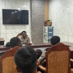 Kapolres Maybrat Laksanakan Diskusi Bersama Personel Sat Samapta untuk Optimalisasi Pelaksanaan Tugas
